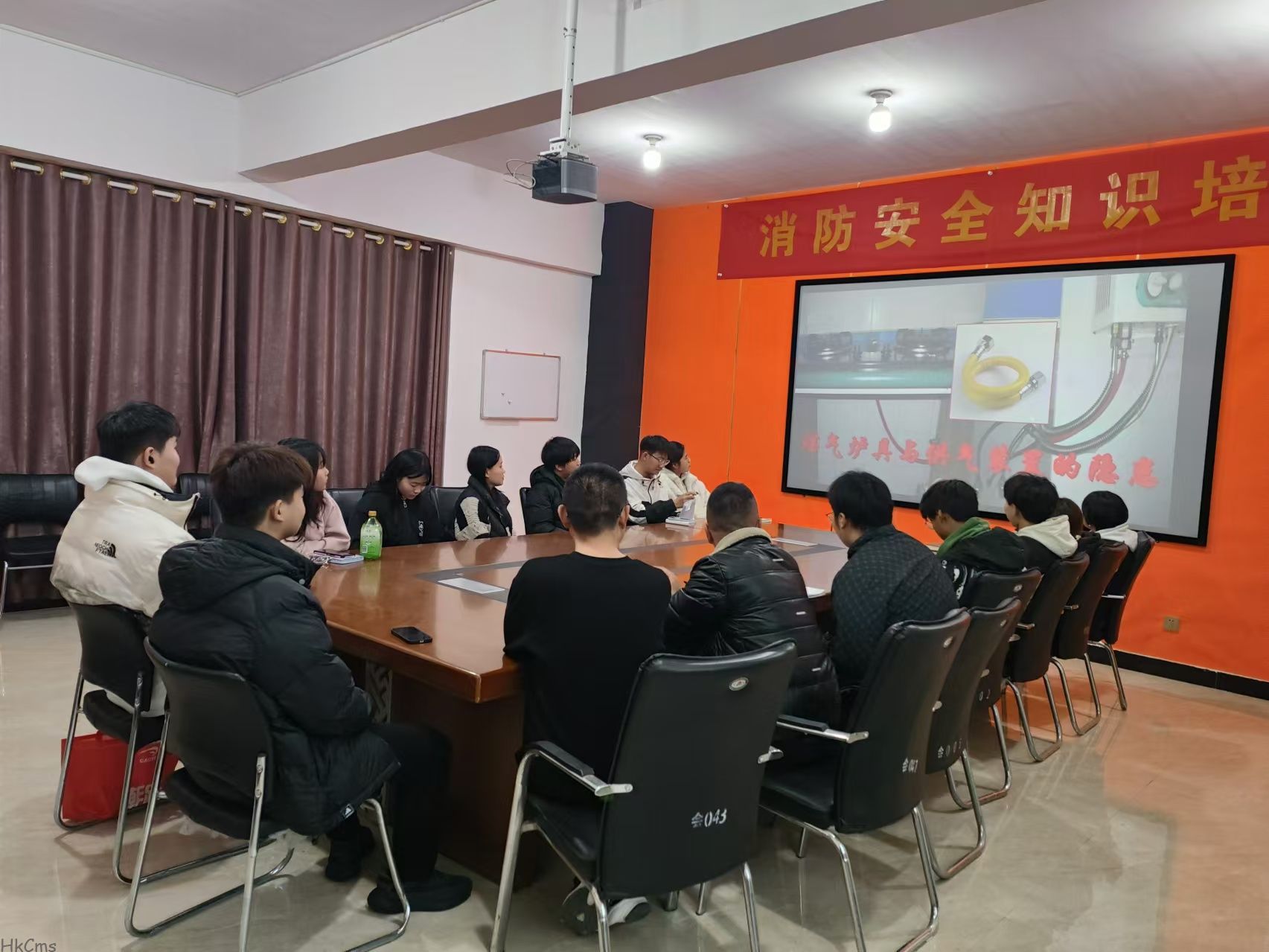清河跨境电商园举办消防活动培训会